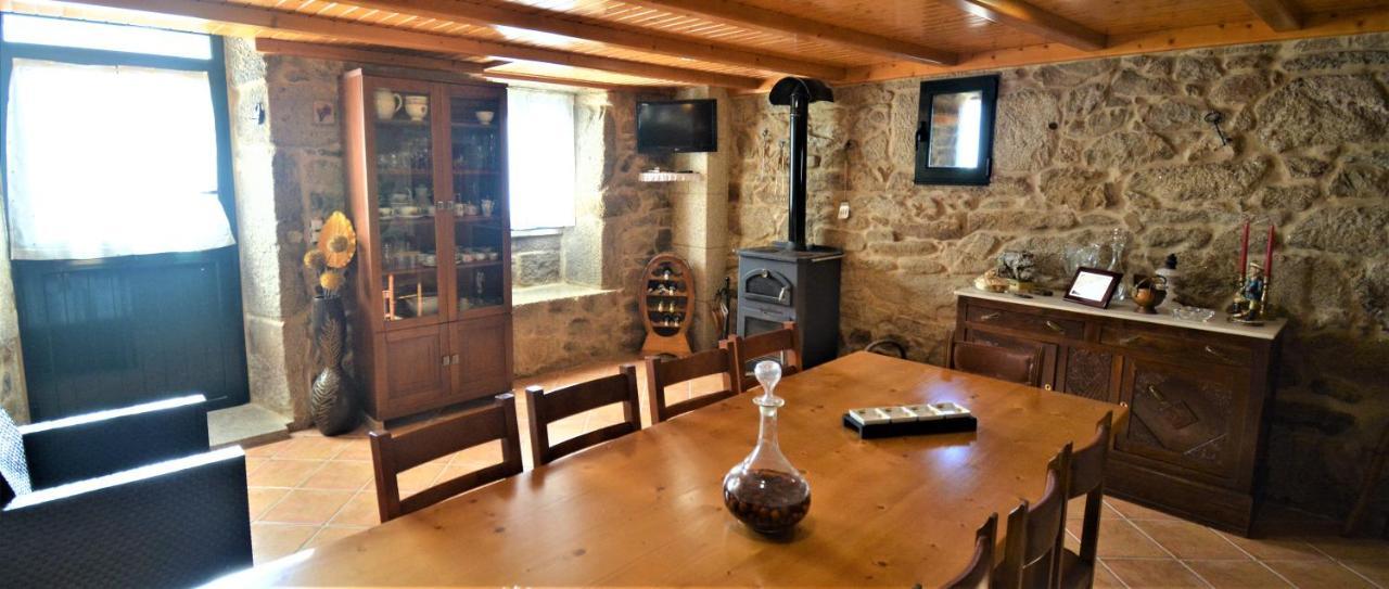Galihost - A Casa Das Barreiras Meis Luaran gambar